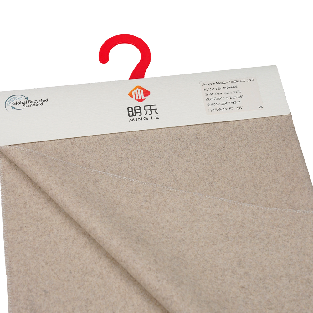 50% wełna, 40% poliester, 10% inne włókno, 770 g/m, pasta z naturalnej jasnej fasoli, tkanina twill Melton, ML-0124-4425