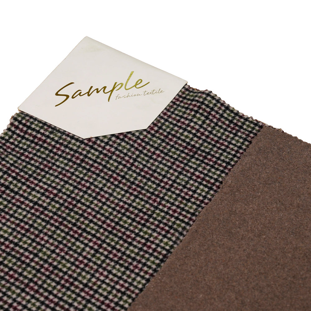 20% wełna, 70% poliester, 10% inne włókno, 800 g/m, kontrola koloru, dwustronny aksamitny materiał, ML-4400-3