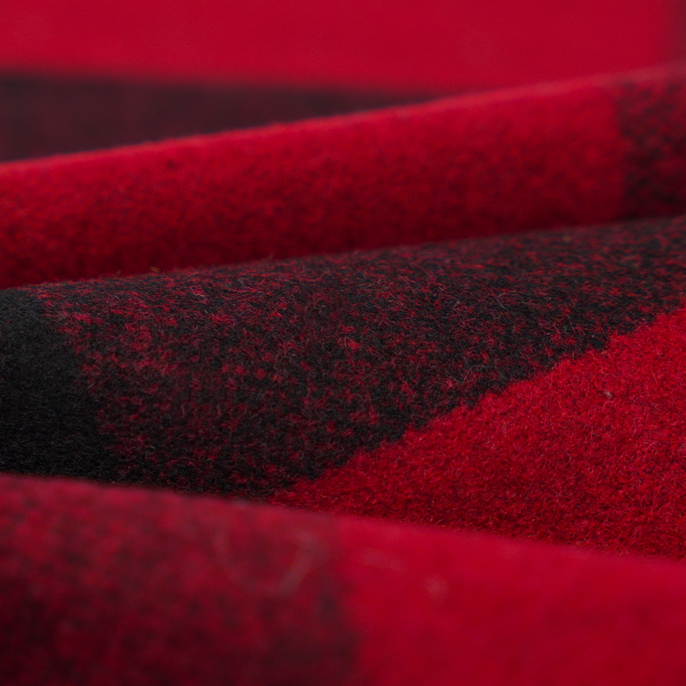 50% wełna, 40% poliester, 10% inne włókno, 760 g/m, czarno-czerwona krata, tkanina Melton, ML-3010354